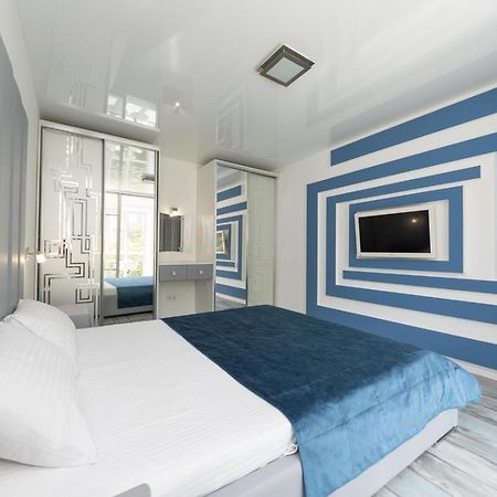 Appartamento Flat24 On Lesi Ukrainki 3 Kiev Esterno foto