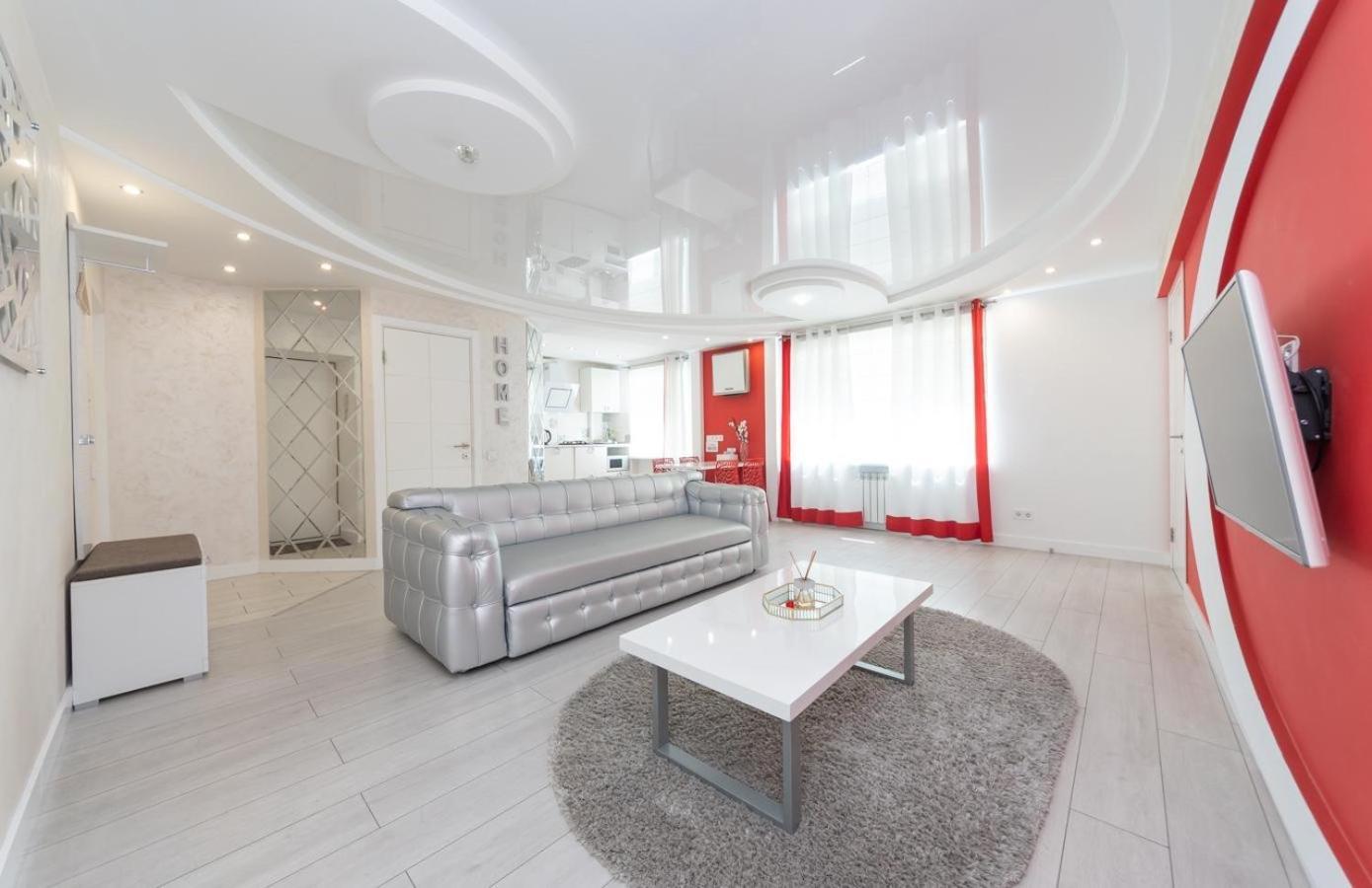 Appartamento Flat24 On Lesi Ukrainki 3 Kiev Esterno foto