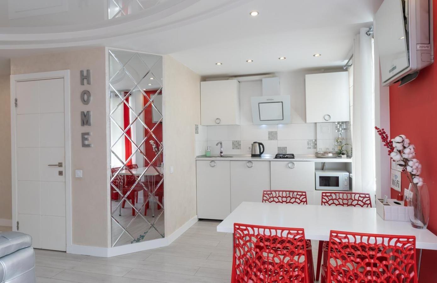 Appartamento Flat24 On Lesi Ukrainki 3 Kiev Esterno foto